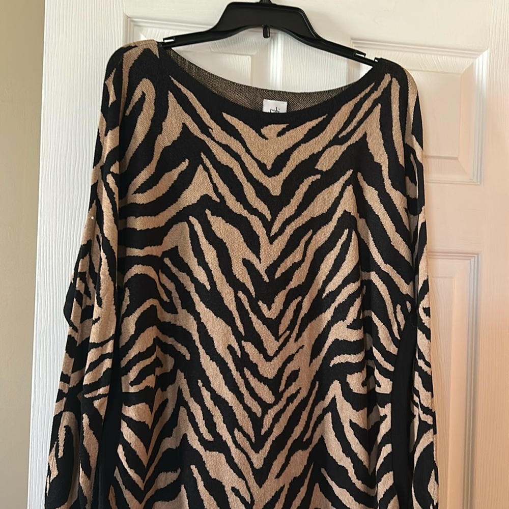 EUC cabi animal print sweater